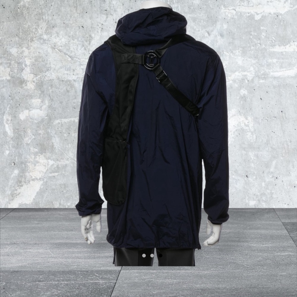 Nwot 
2019 Harness Windbreaker Windbreaker sz 50 Louis Vuitton Men Joggers sz 40